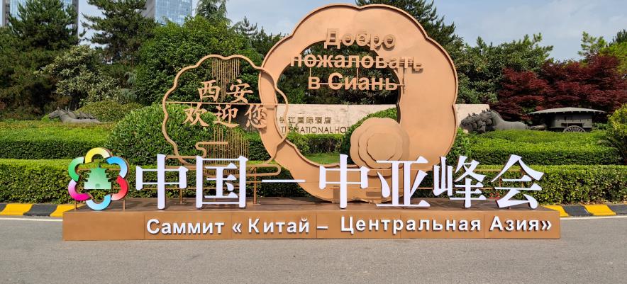 虹姐彩色印刷图片库