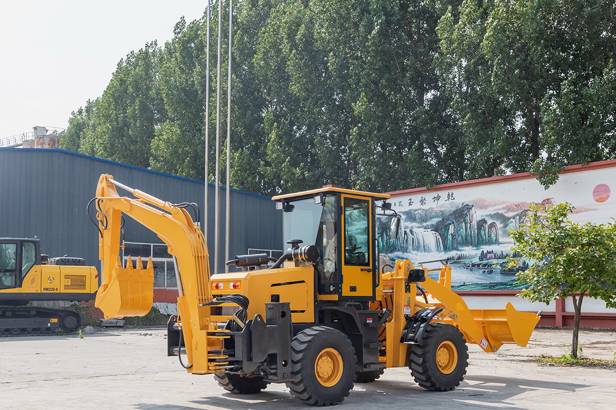 HW15-26挖掘装载机