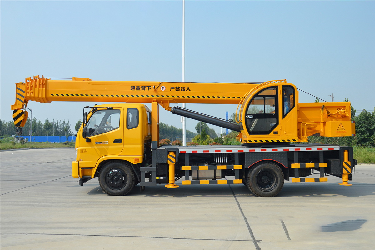 HWFT12T福田瑞沃汽车吊