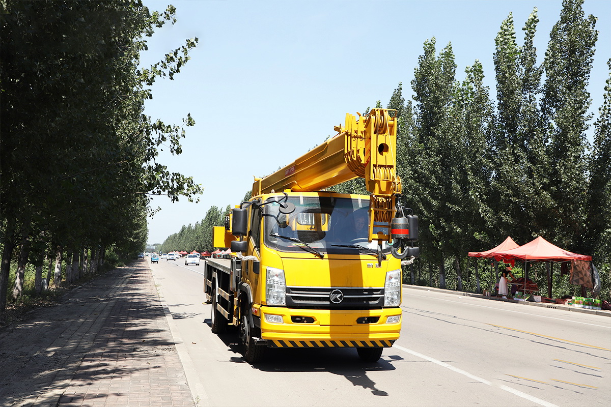 HWKJ12T凯捷3900汽车吊