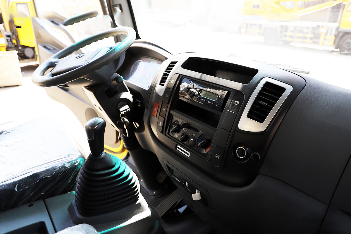 HWKJ12T凯捷3900汽车吊