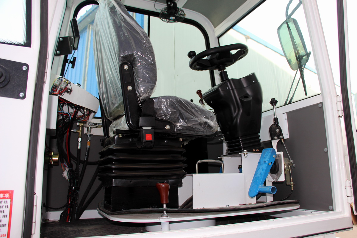 HWJB120自上料搅拌车