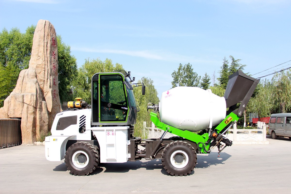 HWJB120自上料搅拌车